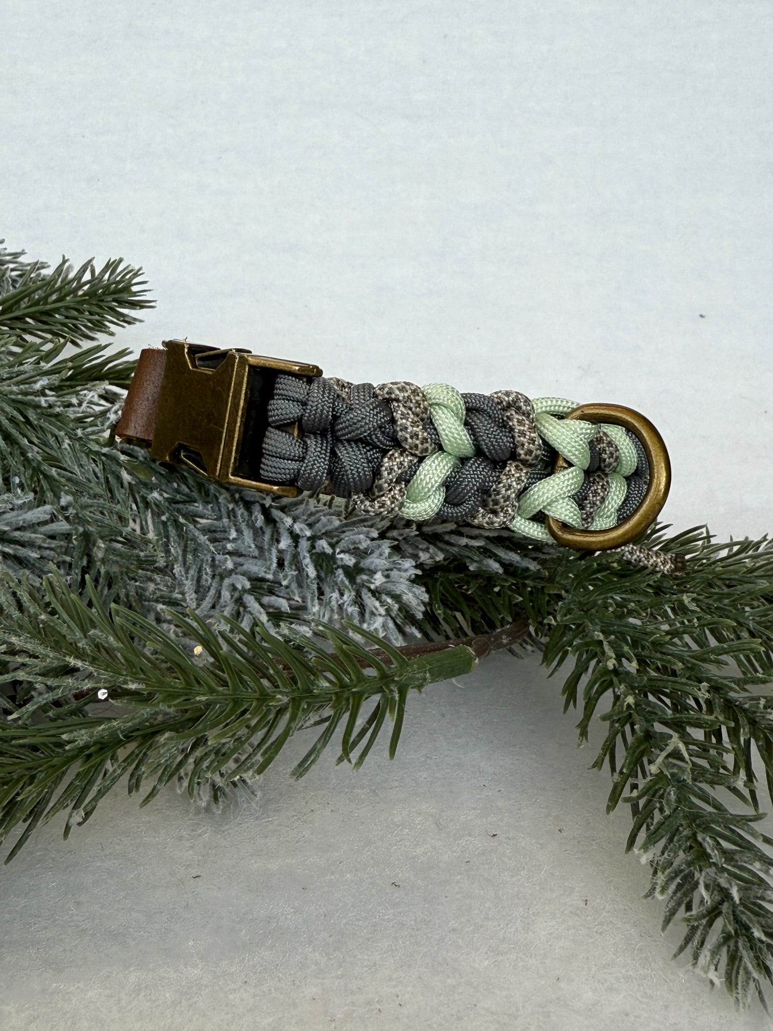 Flow Collar_ Wintergreen Pre made