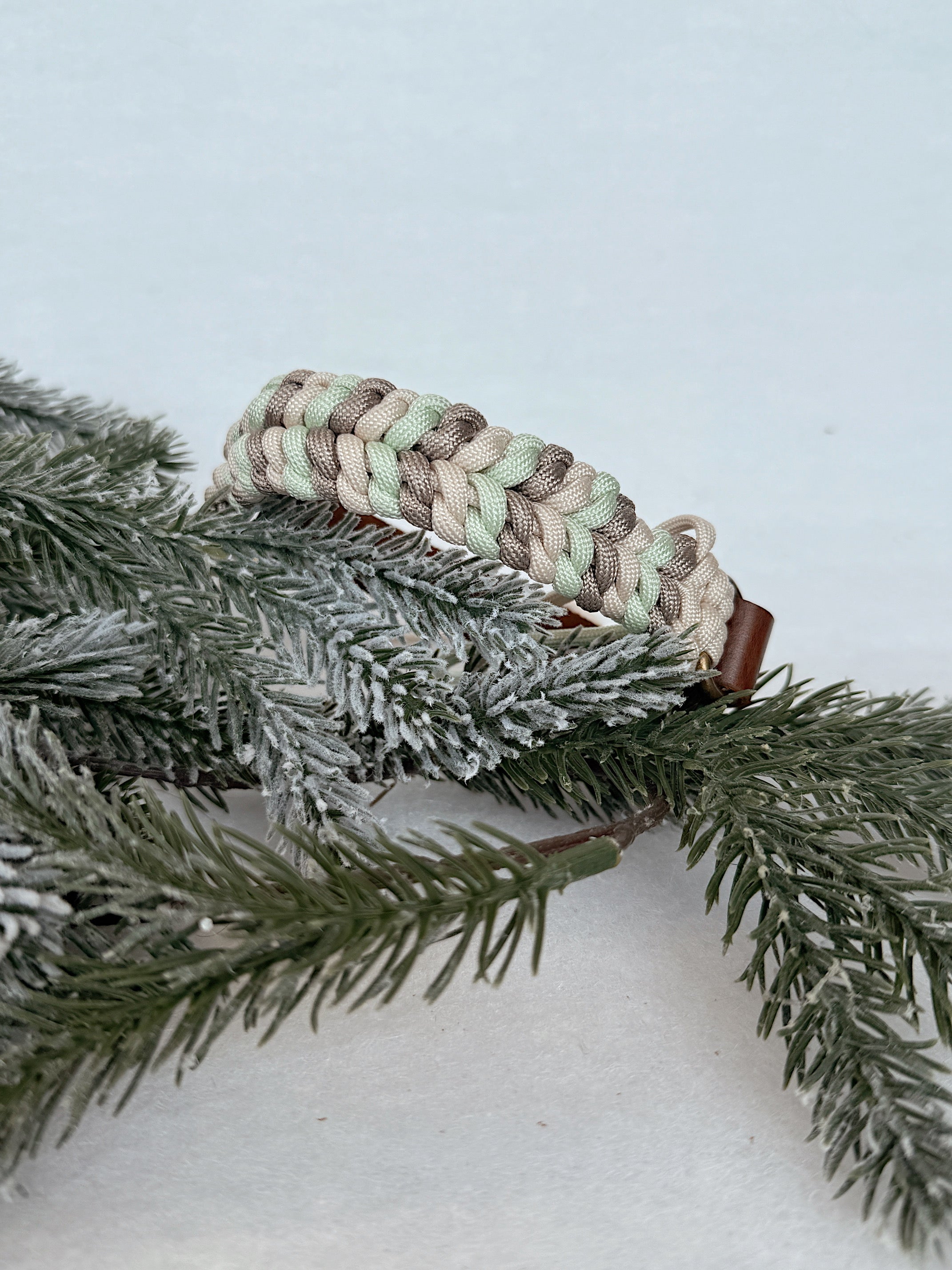 Flow Collar - Icy Pre Made